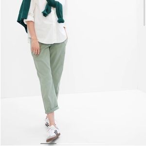 Gap maternity chino pants